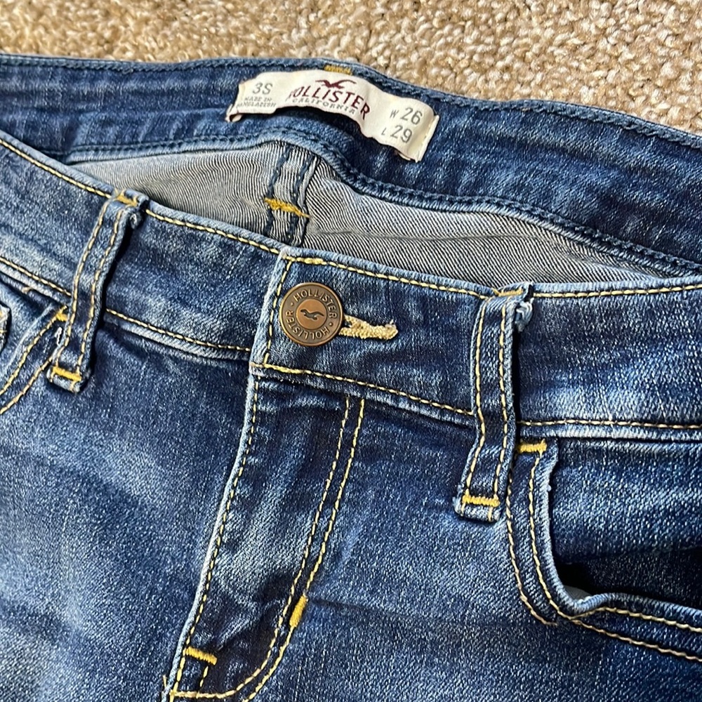 Hollister Jeans - Picture 5 of 14